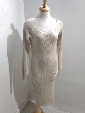 Hippie Rose | Ribbed V-Neck Long Sleeve Knit Dress - Light Beige